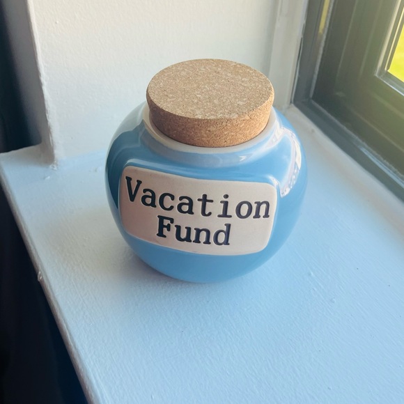 Cottage Creek Vacation Fund Pot - Picture 7 of 8